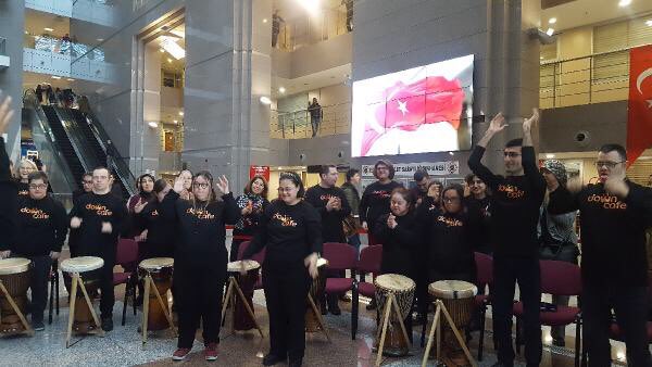 AcarUmut's tweet photo. A new cafe opened in Istanbul’s main Courthouse.What makes it so special is that all of its employees are people with Down Syndrome. I believe no one wishes to happen to be in a courthouse but this time we can stop by to support their cause. #DownCafe
https://t.co/Gj9FVGeY5E https://t.co/SWZ959A1ov