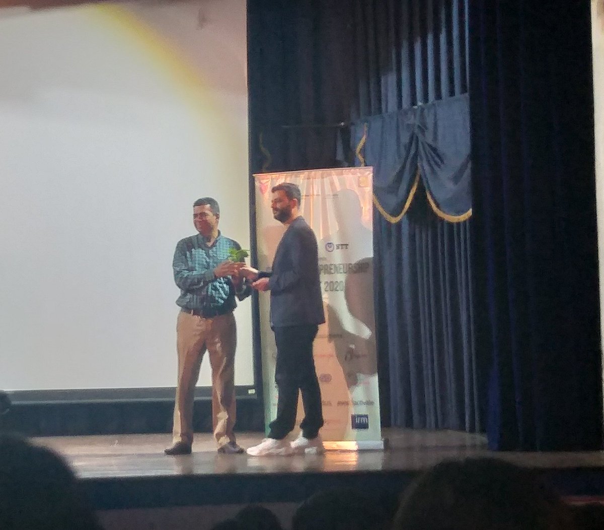 IIC Jai Hind College E-Summit (@jaihindesummit) on Twitter photo Amaresh Godbole, the CEO of Digitas India, very skillfully familiarized us with the concept of 'Moment Marketing' through relevant examples, and elucidated how one can achieve it.
#globalesummit <a href="/amaresh_g/">amaresh godbole</a> Amaresh Godbole, the CEO of Digitas India, very skillfully familiarized us with the concept of 'Moment Marketing' through relevant examples, and elucidated how one can achieve it.
#globalesummit <a href="/amaresh_g/">amaresh godbole</a>