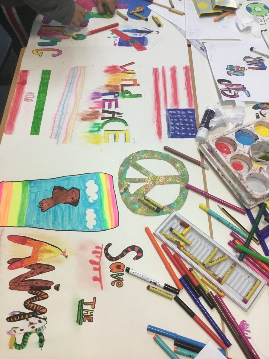 HeardBeing's tweet photo. @BBCNewsround We are learning about un's rights of the child and are talking about every child having a voice. The children have created graffiti about an issue they are passionate about. They're tweeting about the issues and we are having an exhibition evening to show it all off https://t.co/5SDgUS1XJT