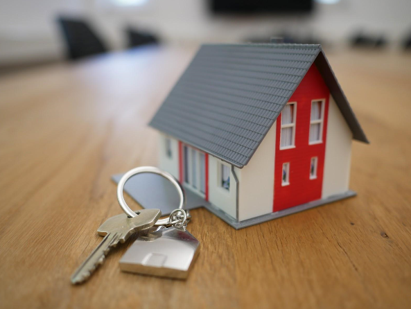 ContractStore's tweet photo. Planning a building or extension project in 2020? In this article for The House Shop, Giles Dixon outlines the key reasons why contracts are so useful to protect you and your contractors. https://t.co/68BS16Tkjy #BePrepared #contract https://t.co/oJh4yyEKJ0