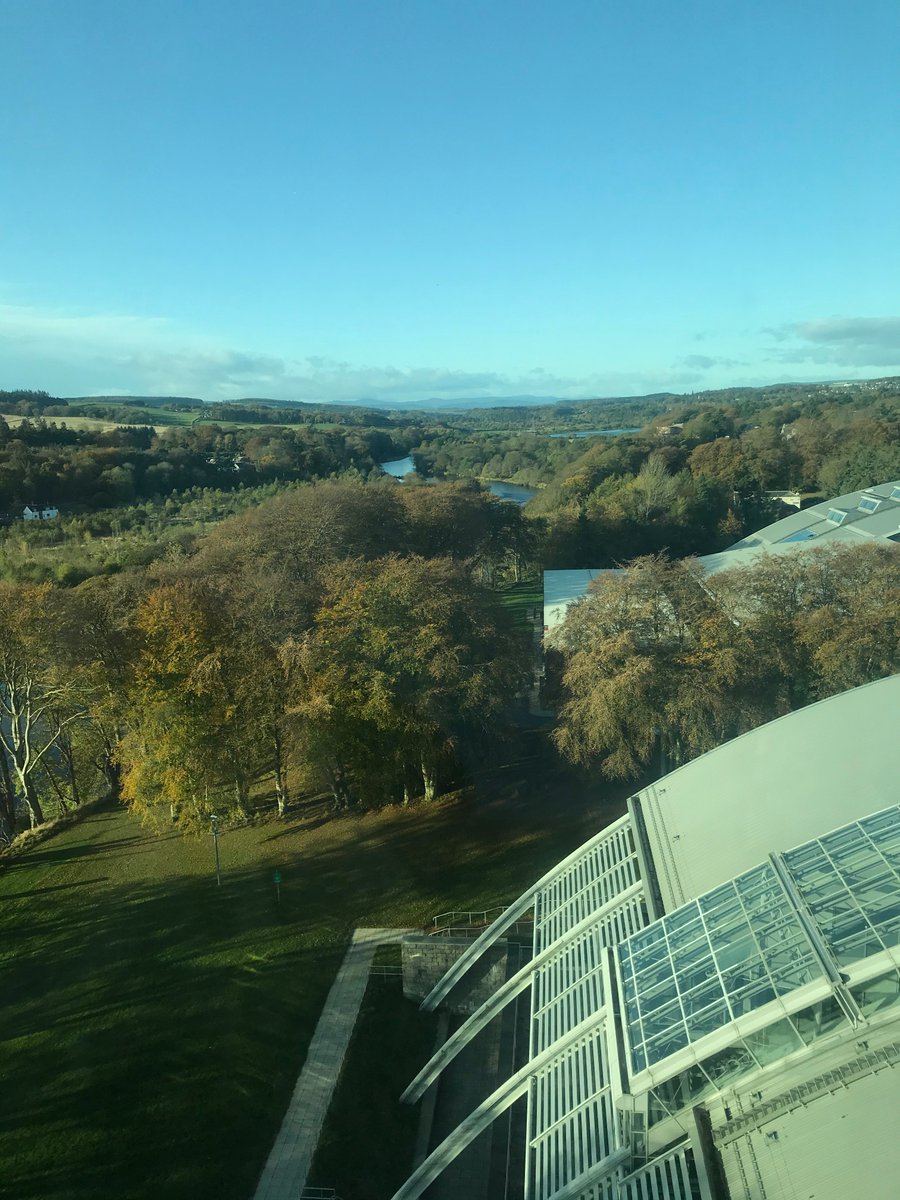 RGULibrary's tweet photo. @lewisseden @aberdeenunilib @dulib Well, we might be slightly biased 😉#360degreeviews https://t.co/PCMplAmZZv