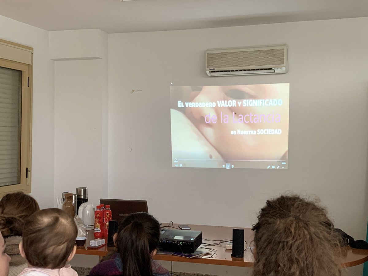 Lidiagt64's tweet photo. Comenzamos las actividades @Ayto_algaba colaborando con @bosquedeleche para ver n colectivo el documental "Amamantar. El verdadero significado de la lactancia materna". #igualdadAlgaba #DocumentalDeLactancia  #DocumentalEdulacta https://t.co/zs4QpNoxHo