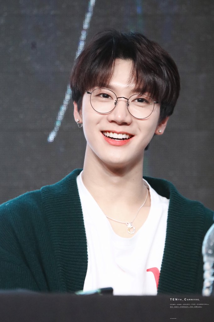 TENth_Carnival's tweet photo. #텐 #TEN #เตนล์ #李永钦 

200110 🍓🍓 https://t.co/walQiAMKxb