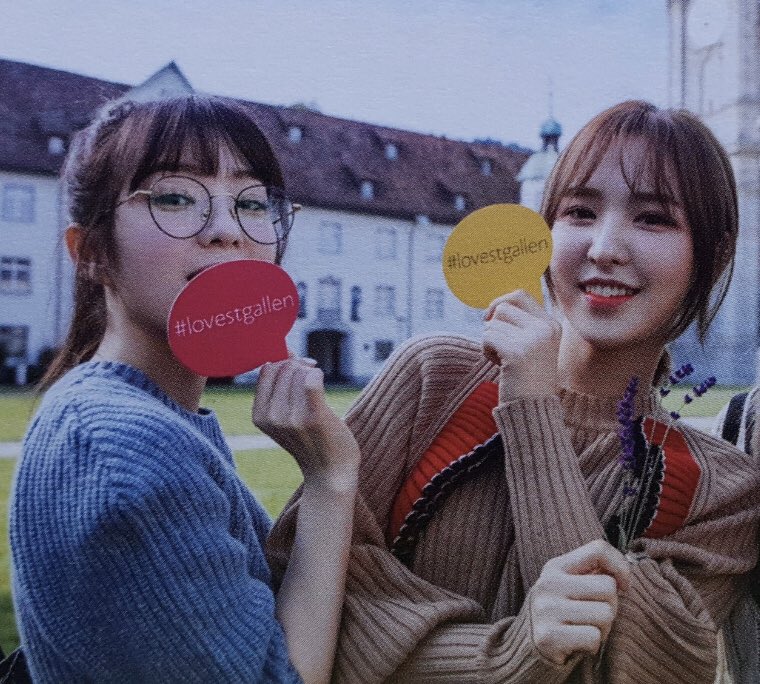 Wendyis_olaf's tweet photo. Wendy and Irene keeping us shippers well fed πβΊοΈ
#wenrene #irene #wendy #PSYCHO #RedVelvet #PsychoWithRedVelvet #GetWellSoonWendy https://t.co/ROGP6Qg3SF
