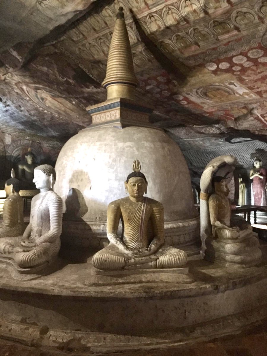 EmbEspIndia's tweet photo. ¡Recuerda que también somos tu Embajada en #SriLanka! . ¡Vayas a donde vayas, estamos contigo! Consulta siempre nuestras recomendaciones de viaje https://t.co/JJAzWSSZzU y nuestra ficha país https://t.co/8aMeCVz8rF #SpaIndia #Spain #SriLanka #EmbassyofSpain https://t.co/CiIu0lFwng