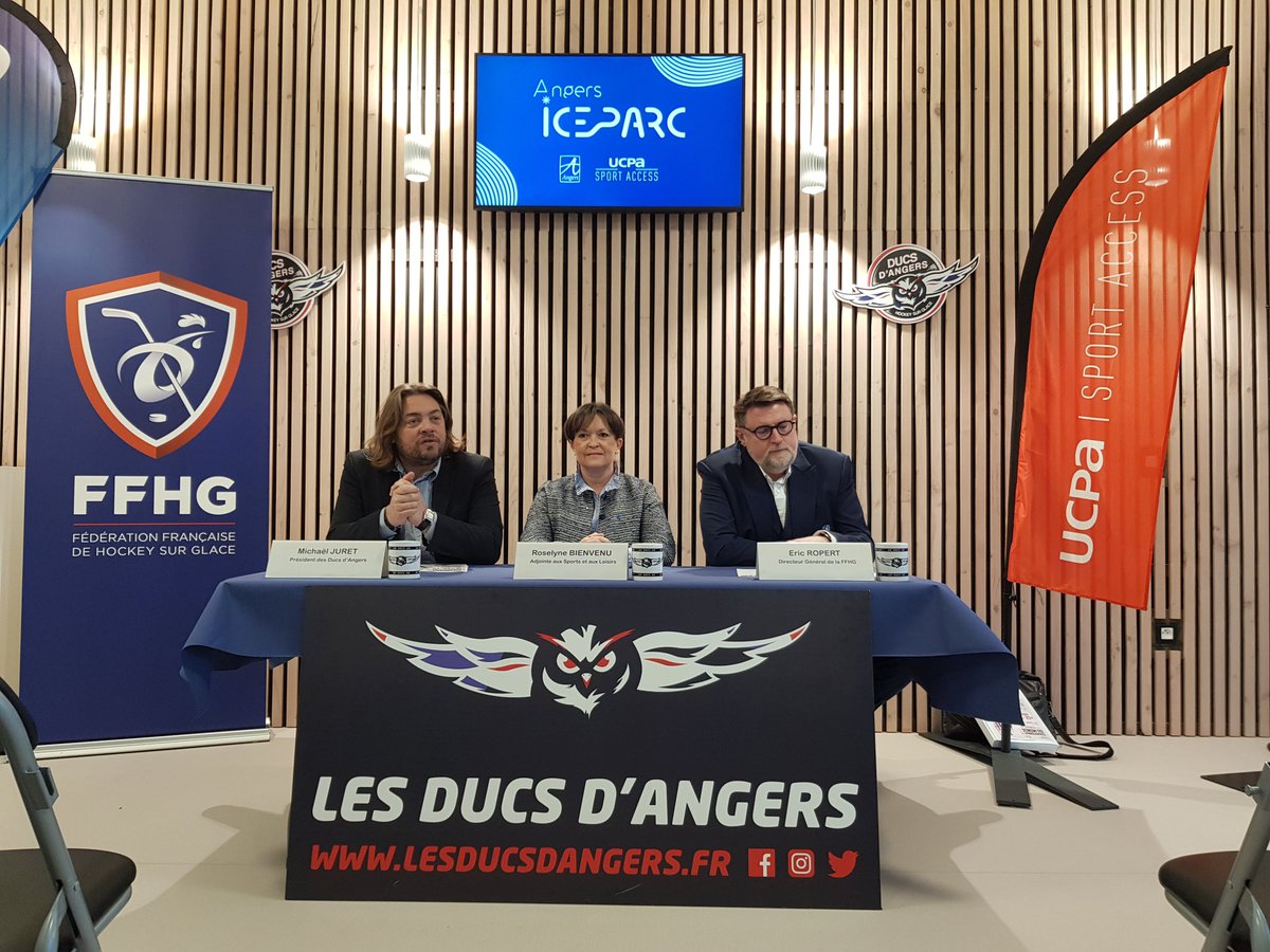 Hockey_FRA's tweet photo. 🎟️🔜 Mondial D1A féminin à Angers 🏒🇫🇷

L'annonce a été faite ce matin lors d'une conférence de presse à l'IceParc, rdv ce lundi 13 janvier pour l'ouverture de la billetterie 👉 https://t.co/kYT8lcHe67

#MissionBleue #CMHGF https://t.co/PqpRl7RBQw