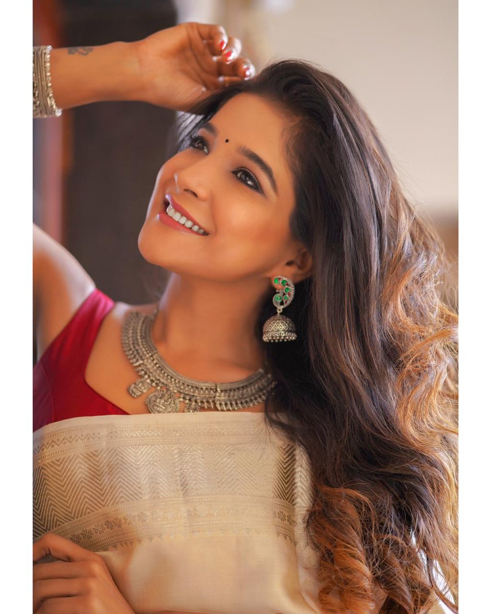 ssakshiagarwal's tweet photo. A Garden of Love can grow based on how kind you are to others 🌸 https://t.co/j3NwLWblZx