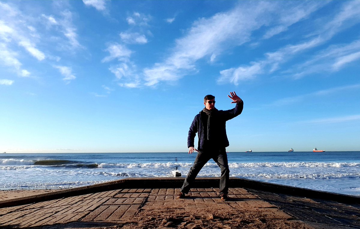 MKRuyi's tweet photo. A beautiful clear view of the sea, how about that sky?
A great place for some Taiji ☯️
#Taichi #taijiquan #taichionthebeach #Gongfu #internalmartialarts #internalstrength #focus #taijiscene #playtaiji #ruyischool #Aberdeen #Aberdeentaichi #aberdeenbeachfront #Scotland https://t.co/7I7B2FXIm3