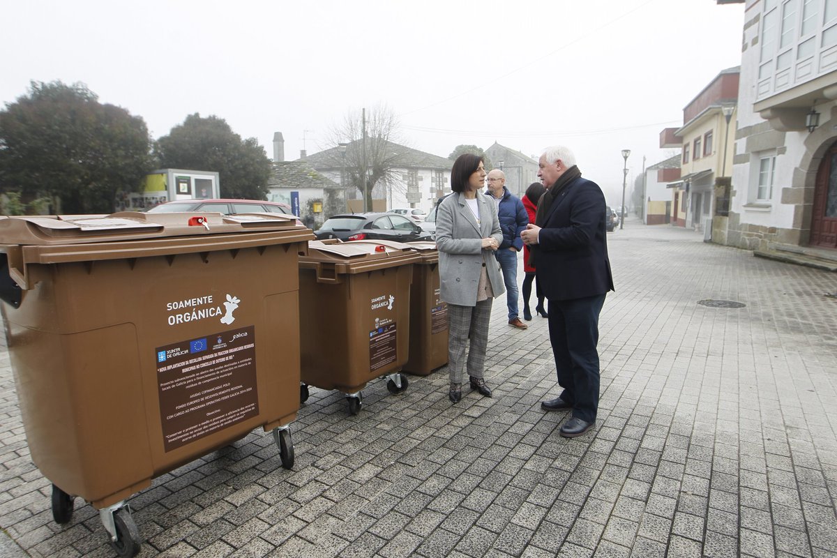 O quinto contedor ou contedor marrón é onde debemos depositar a fracción de residuo orgánico que xeramos nos nosos fogares, para converter este lixo nunha fonte de enerxía. Estas accións fan a Galicia avanzar cara a economía circular.