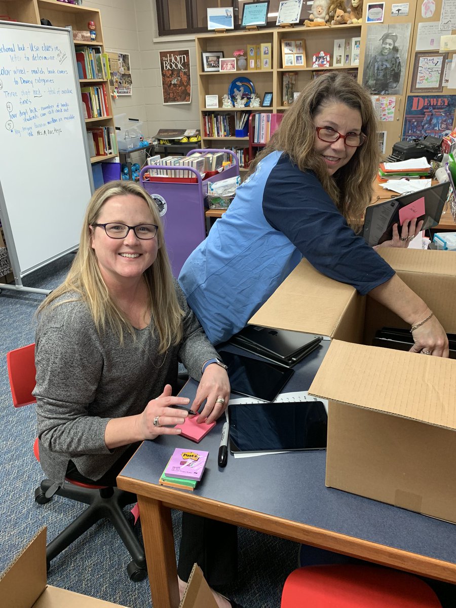 KilkennyEdTech's tweet photo. New iPads are making their way to classrooms at East Side! Big THANK YOU to @esefoundation for making this possible and to @DonnaNall and @LC_eastside for organizing this project!! #CobbInTech https://t.co/sZxgetFvxy