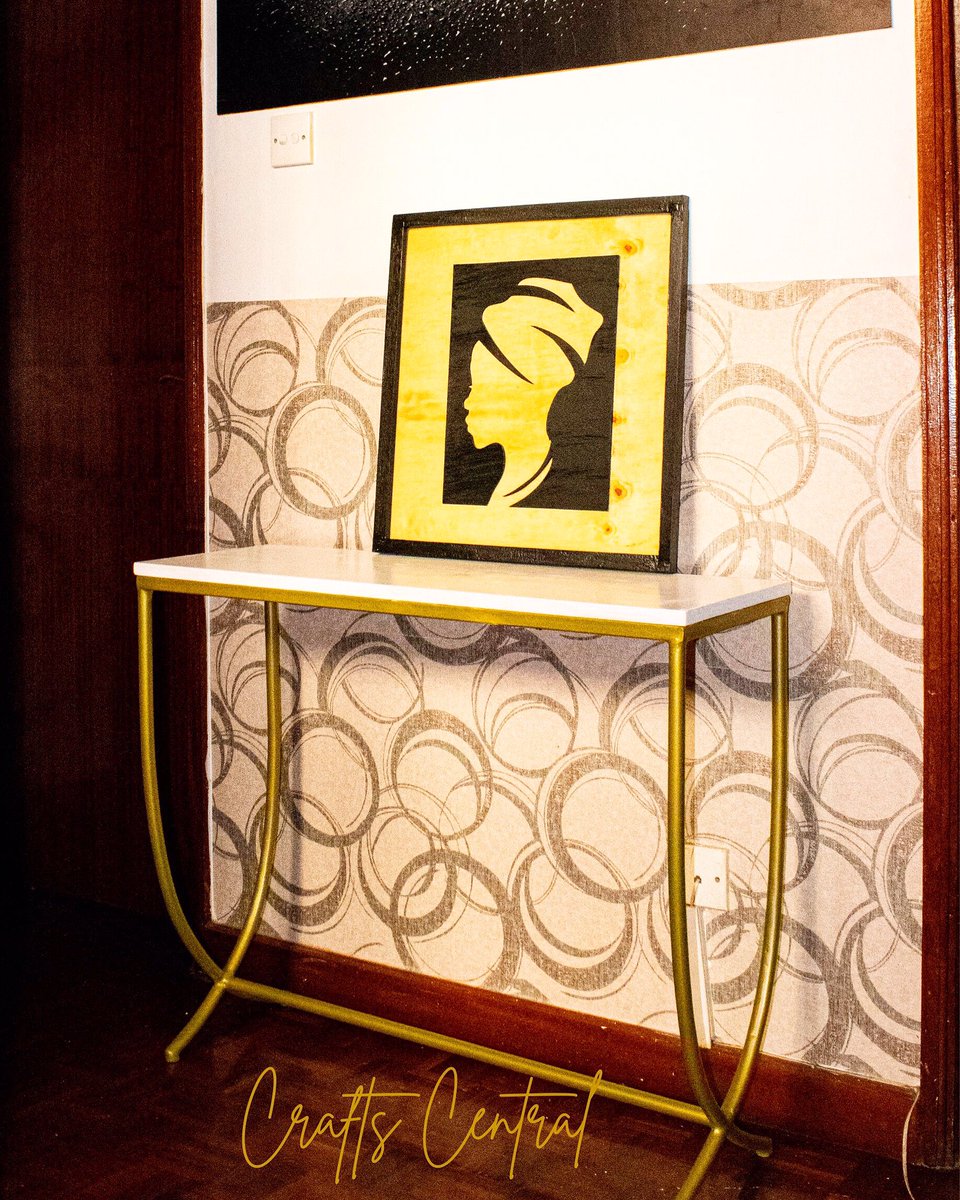 CraftsCentral1's tweet photo. Mini console for a mini space. Simple and classy. 
#console #consoletable #gold https://t.co/4StGy2Lu7E