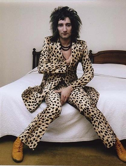 Happy Birthday to Rod Stewart !        