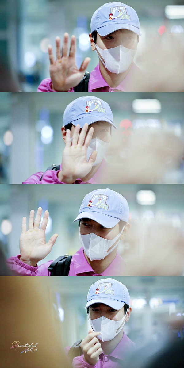 AndyTraceGroup's tweet photo. 2020.1.10 호치민>>인천 입국 #정용화
👋👋✋💓 https://t.co/KvVAaPKZLL