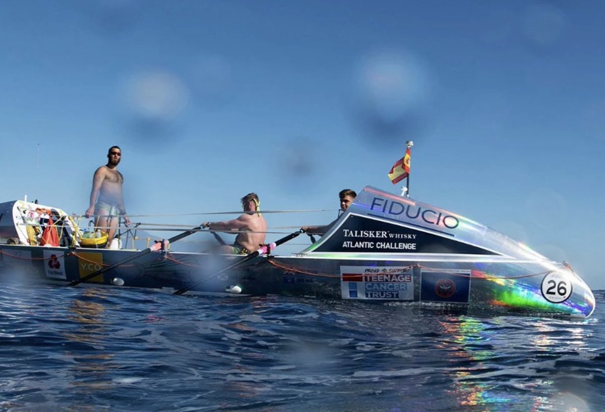 Sharks, dolphins, bioluminescent plankton, capsizing and seasickness. Read the Dorabros' latest update in our Journal now; and remember, there are Marloe rewards to be had for donating to Teenage Cancer Trust in honour of this extraordinary endeavour...
.
marloewatchcompany.com/blogs/news/all…