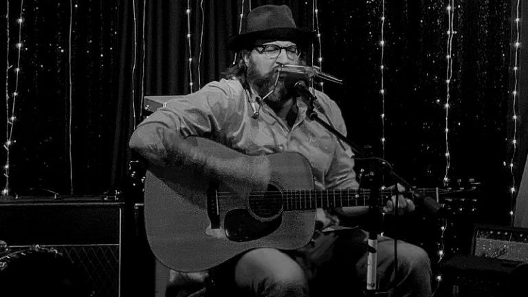 Concert Review: Aaron Semer and KT Neely at Café Racer  
bit.ly/2spwa0i
via @NW_Music_Scene #LiveMusicNorthwest @aaronsemer @xopublicity @ChrisEstey @TacomaHOC