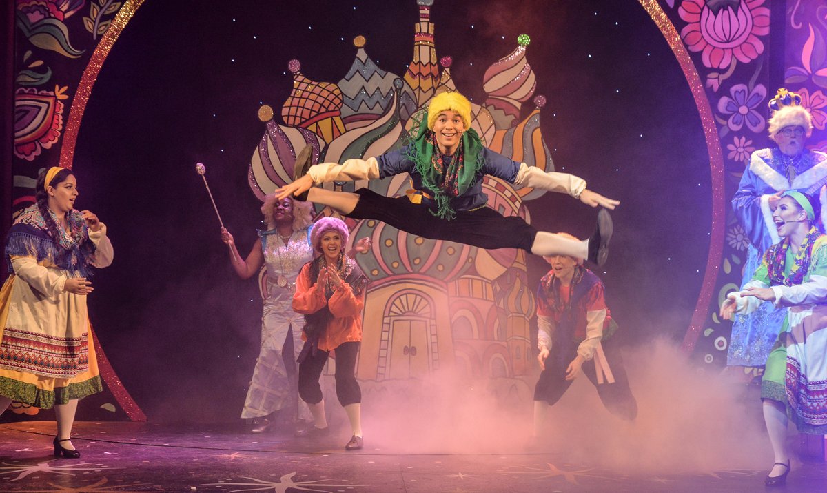 GreenwichTheatr's tweet photo. We can't believe it's the final performance of our panto! Thank you to the whole cast, creative and FOH team who have made this such a magical year. A final big thank you to our wonderful audiences! See you in 10 months for Greenwich Panto 2020! #SleepingBeauty #YearofMagic https://t.co/5HPJcCrDAj