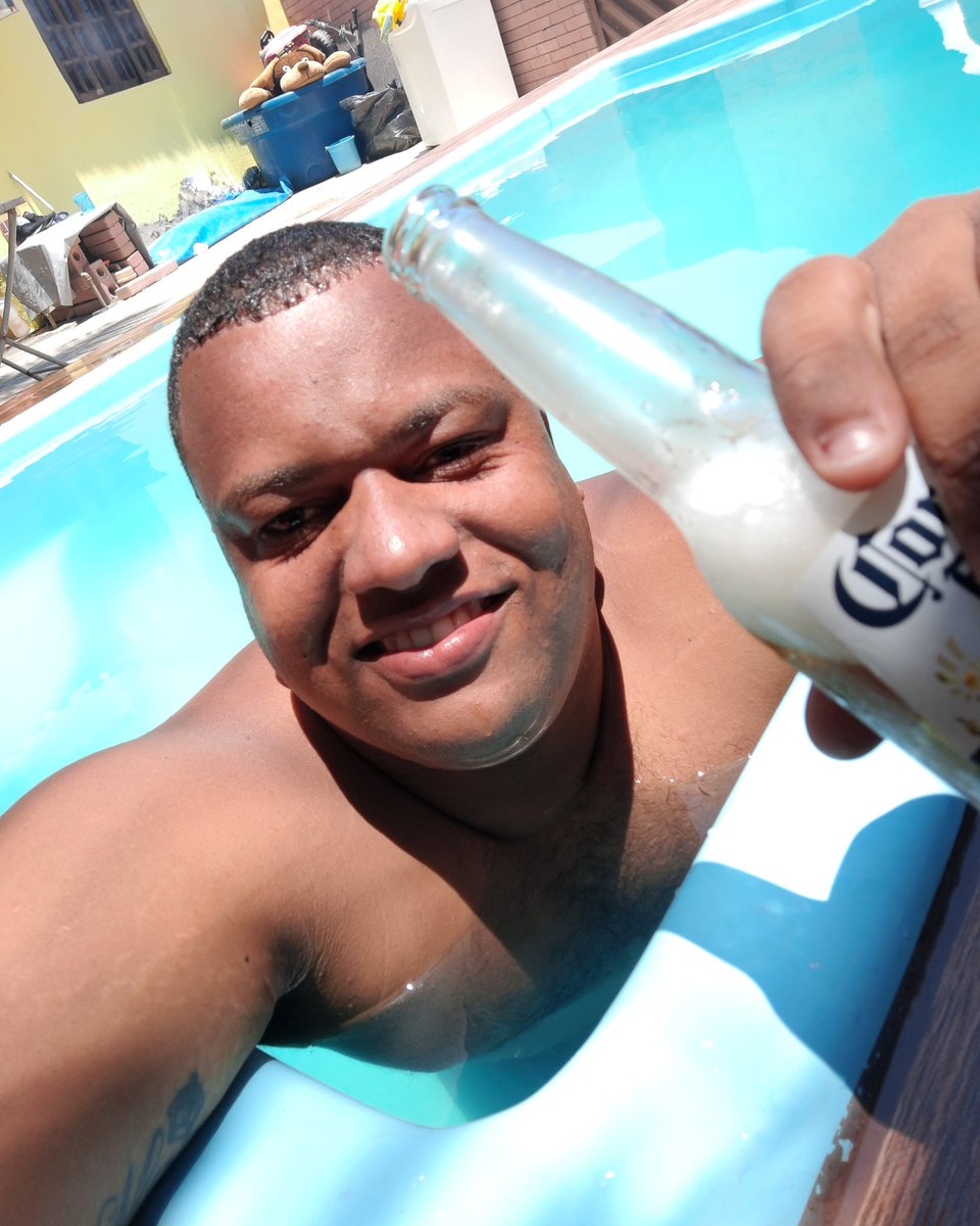 btrocha16's tweet photo. Só pq hoje é sexta 😁 https://t.co/3R3UIMMt9G
