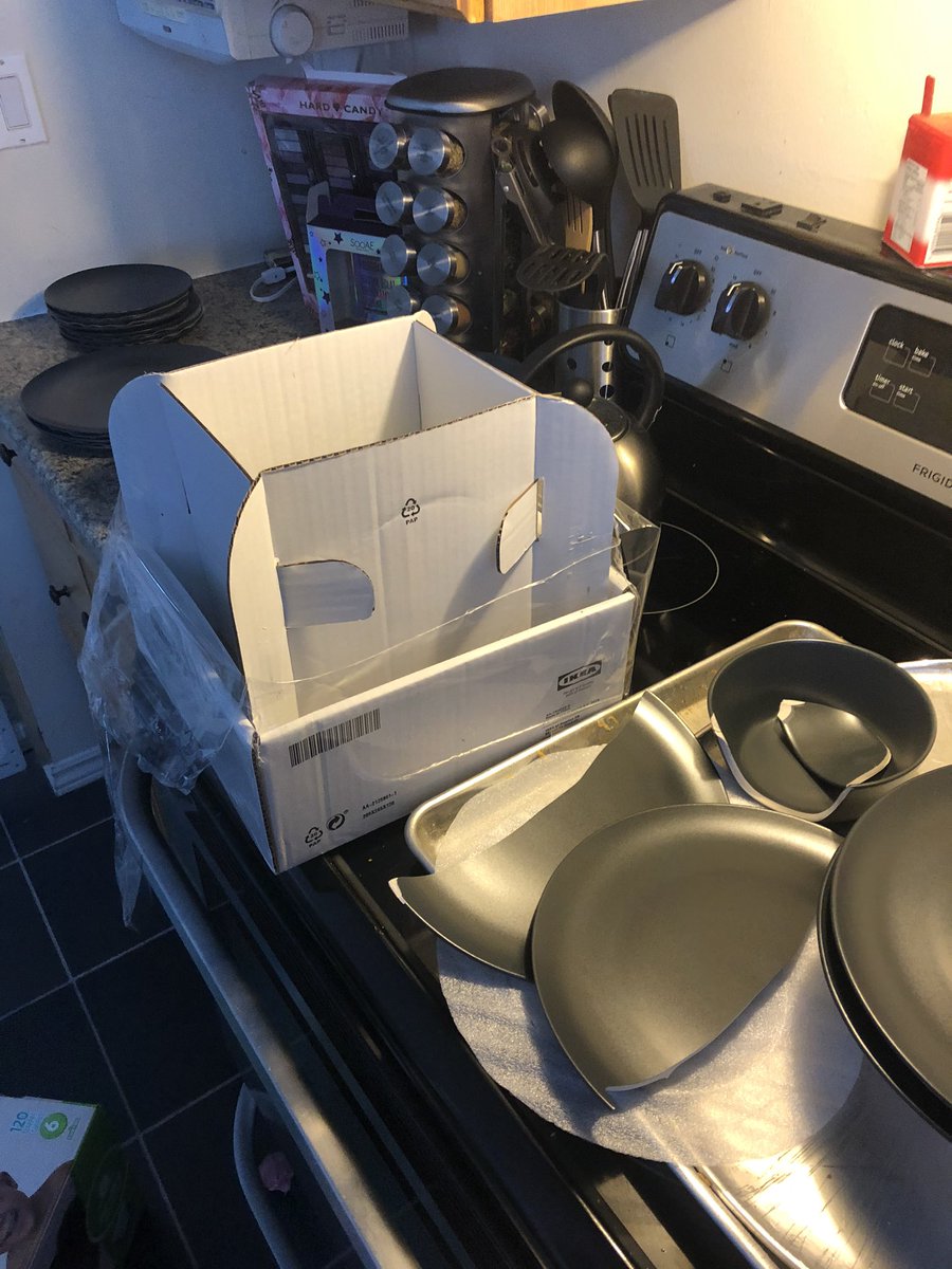 nfcheechoo1's tweet photo. @IKEACanada received our new dishes today in the mail and my wife is pretty disappointed that this has occurred is there anything that can be done about this? https://t.co/cVgasDEFOu