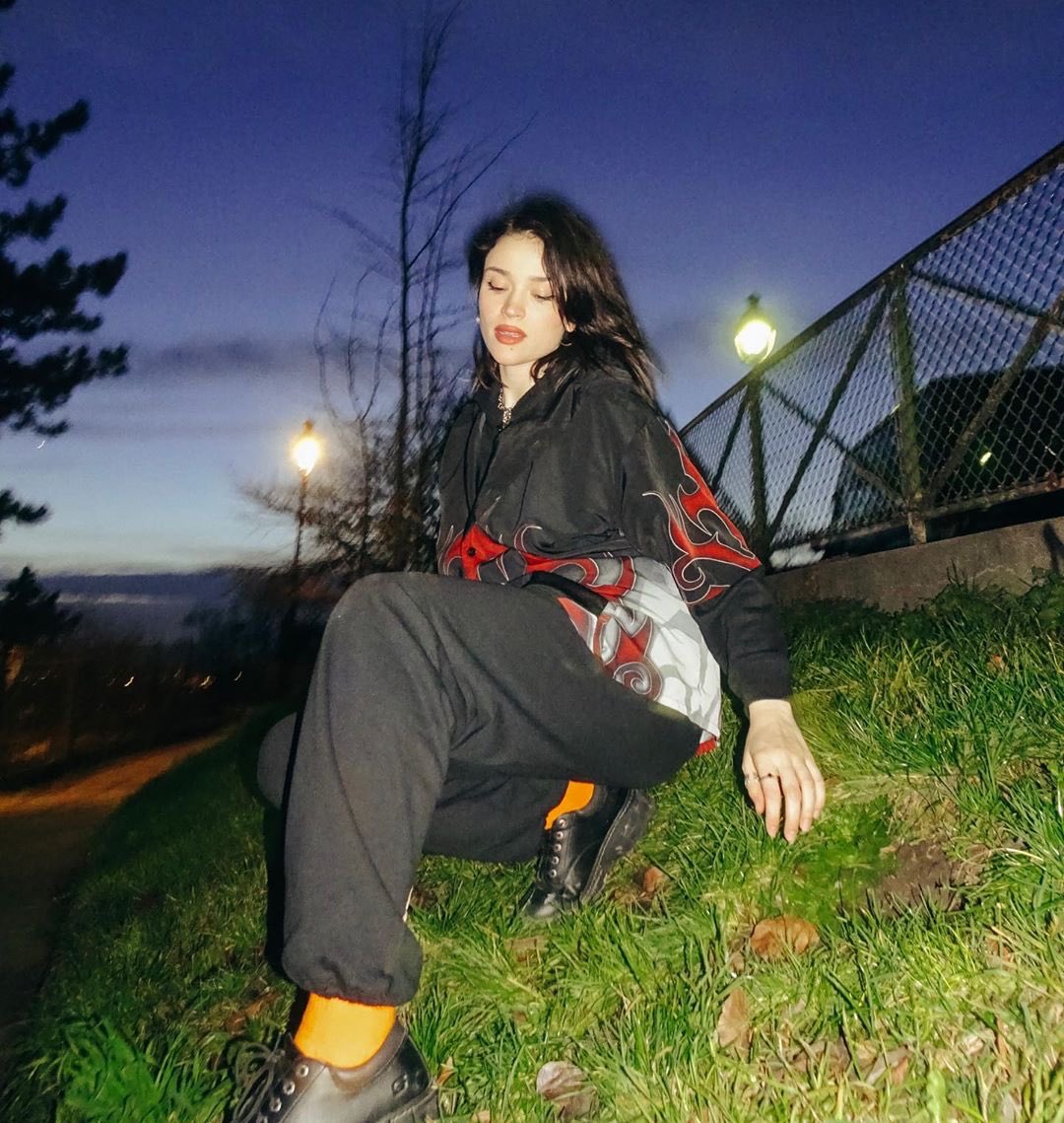instagram's tweet photo. “My music is just about feeling what you’re feeling and acknowledging it.” —singer-songwriter @LoloZouai 🖤#2020Vision 
https://t.co/y2MzExvATT https://t.co/o94StLJ6JN