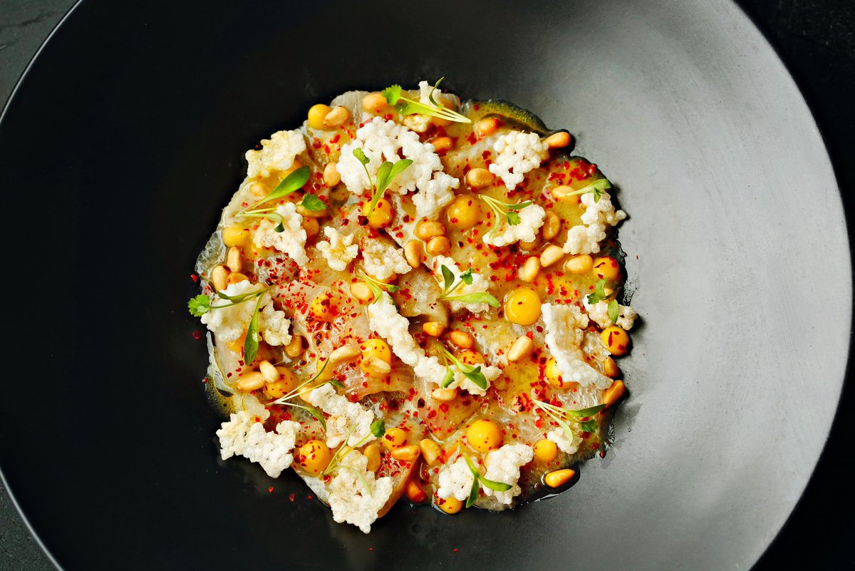 Hamachi Crudo
Yuzu Kosho. Aleppo. Lemon. Pine Nuts