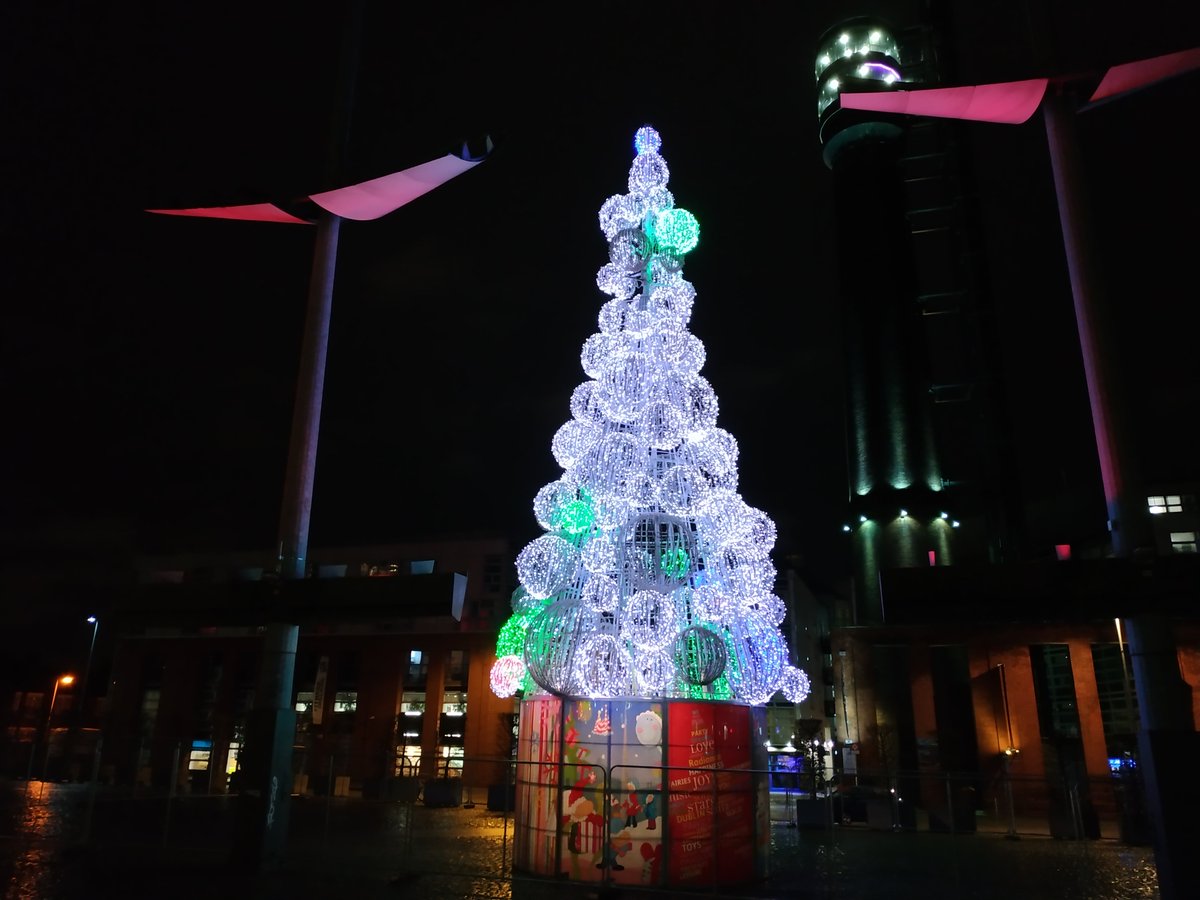 A Smithfield encara és Nadal #BonNadal #Christmas https://t.co/XLXnBdysfp