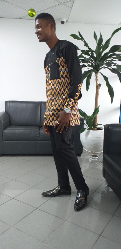 OyeleyeSamuel19's tweet photo. Love yourself and believe that there Is hope...💪
TGIF. We gonna rock it together 🥂🥂
#Samsax🎷 elevating 💪💪❣ https://t.co/K5Efprr5s3
