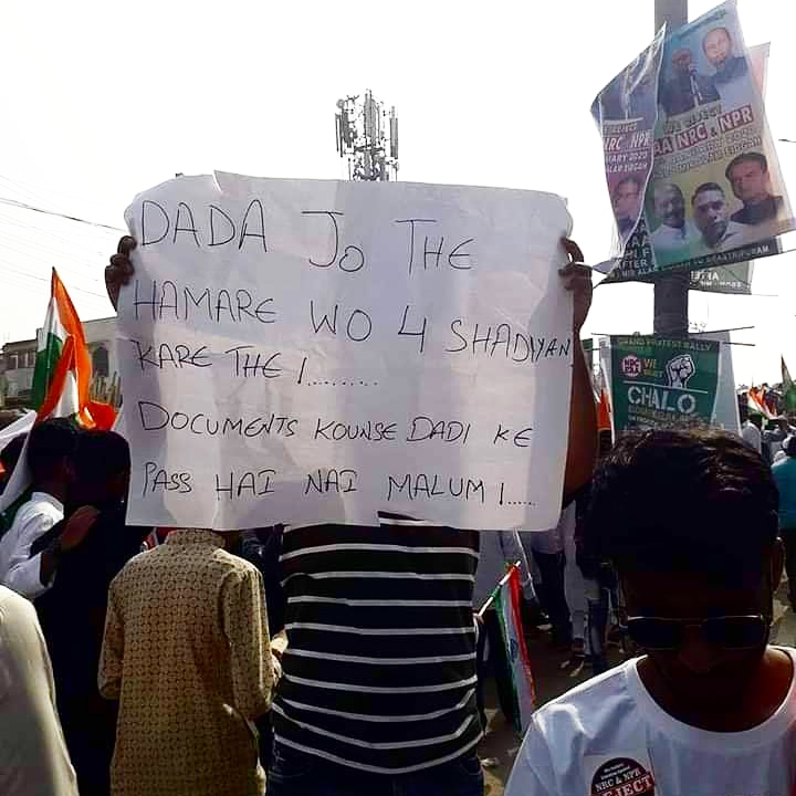 This one was too hard #Hyderabadis 🔥 😂😂

#HyderabadProtest #IndiansAgainstCAA #IndiaAgainstCAA_NRC #indianmuslim #TirangaRally