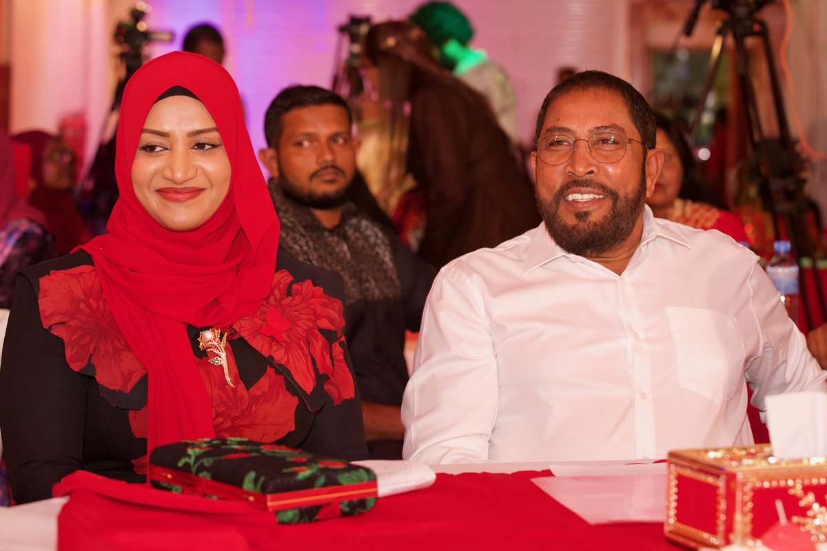 FanofQasim's tweet photo. @JPSecretariat އަންހެނުން ބާރުވެރި ކުރެވޭނެ ފުރުސަތު މިހާރު ވެސް އެބައޮތް: ގާސިމް
@qasimibrahim
@ammadaysaud
@ilhammaldives
@Aneesa_Saeedh
@aishath_nahula
@M_Adhuham
@VoiceOfNation7 @Fazyl_Ali @LiyaaKujjaa @ahmedmahir90 @mujay1742
@MirraMiru https://t.co/d1P5tePHgU
