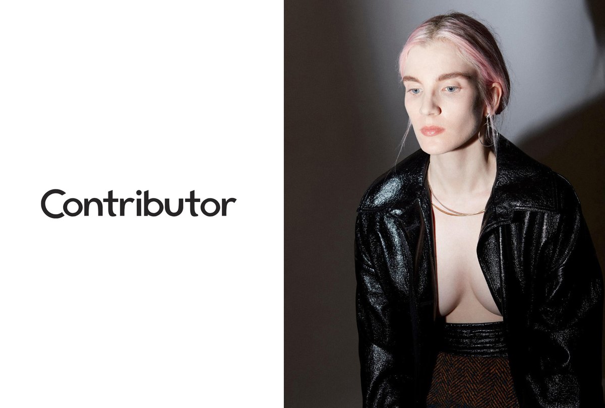 Claudia | Fashion story con gabardina de vinilo y minifalda de Manila Grace y pendientes y collar de <a href="/PrettyRumour/">PRETTY RUMOUR</a>  en <a href="/ContributorM/">Contributor Magazine</a> ¡Gracias! ❣❣❣ #fashion #story #moda #mujer #manilagrace #joyeria #madeinspain #prettyrumour #contributormagazine