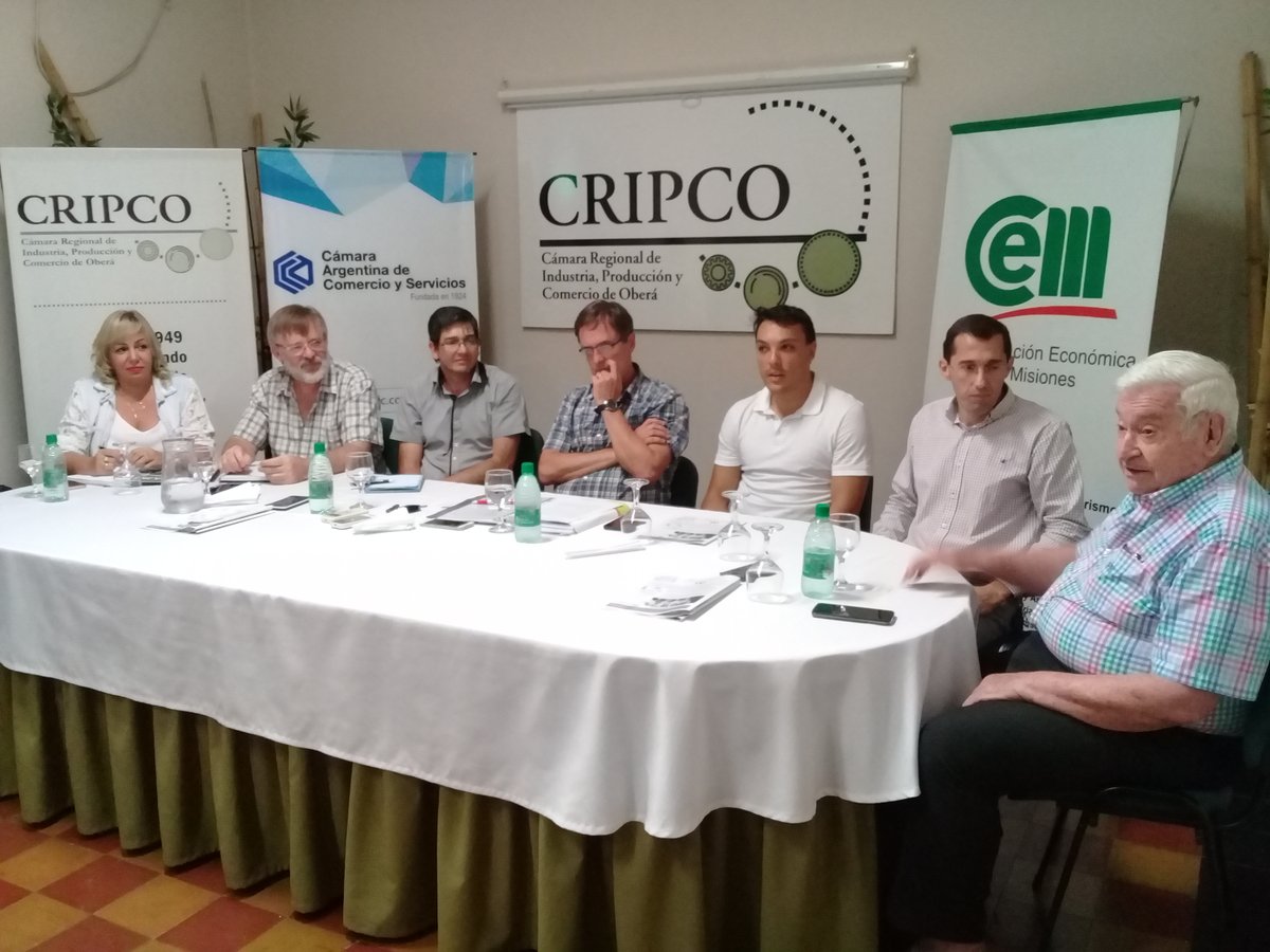 OberaCRIPCO's tweet photo. #RespaldoCRIPCOalTurismoObereño : @OberaCRIPCO colmada con directivos, operadores y emprendedores, presentando la Subsecretaría de Turismo de Misiones con sede en Oberá, a cargo de @tonylindstromok . @MisionesTurismo @camielniczuk @CEMISIONES @fjamasmeie @herrerayflia https://t.co/bwphtkl0jJ