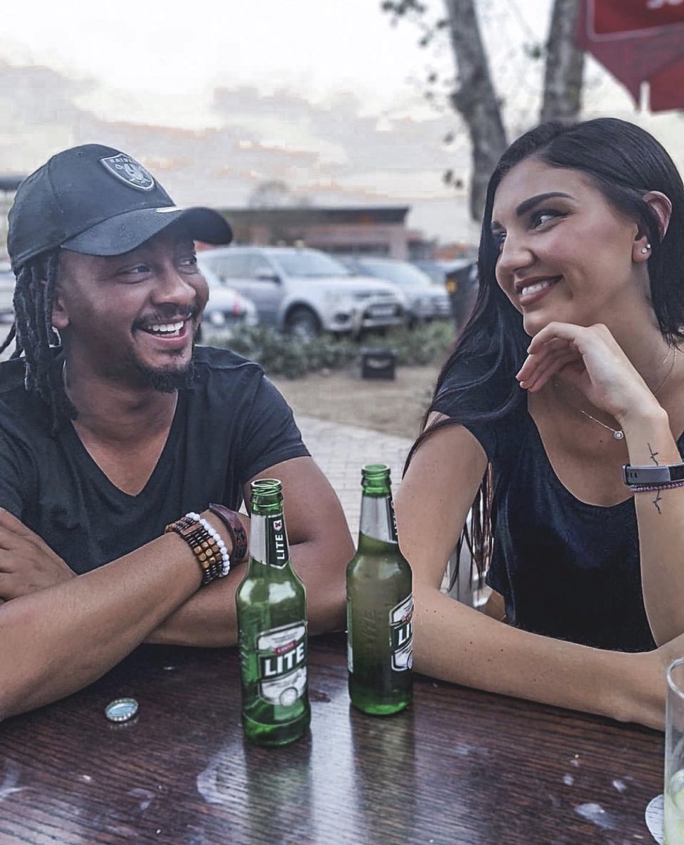 Cait_Stuart's tweet photo. Missing this homie π»βοΈ #ExtraColdRefreshment #extracoldtothelastdrop #sponsored #π @castlelitesa https://t.co/nBORoLWq5I