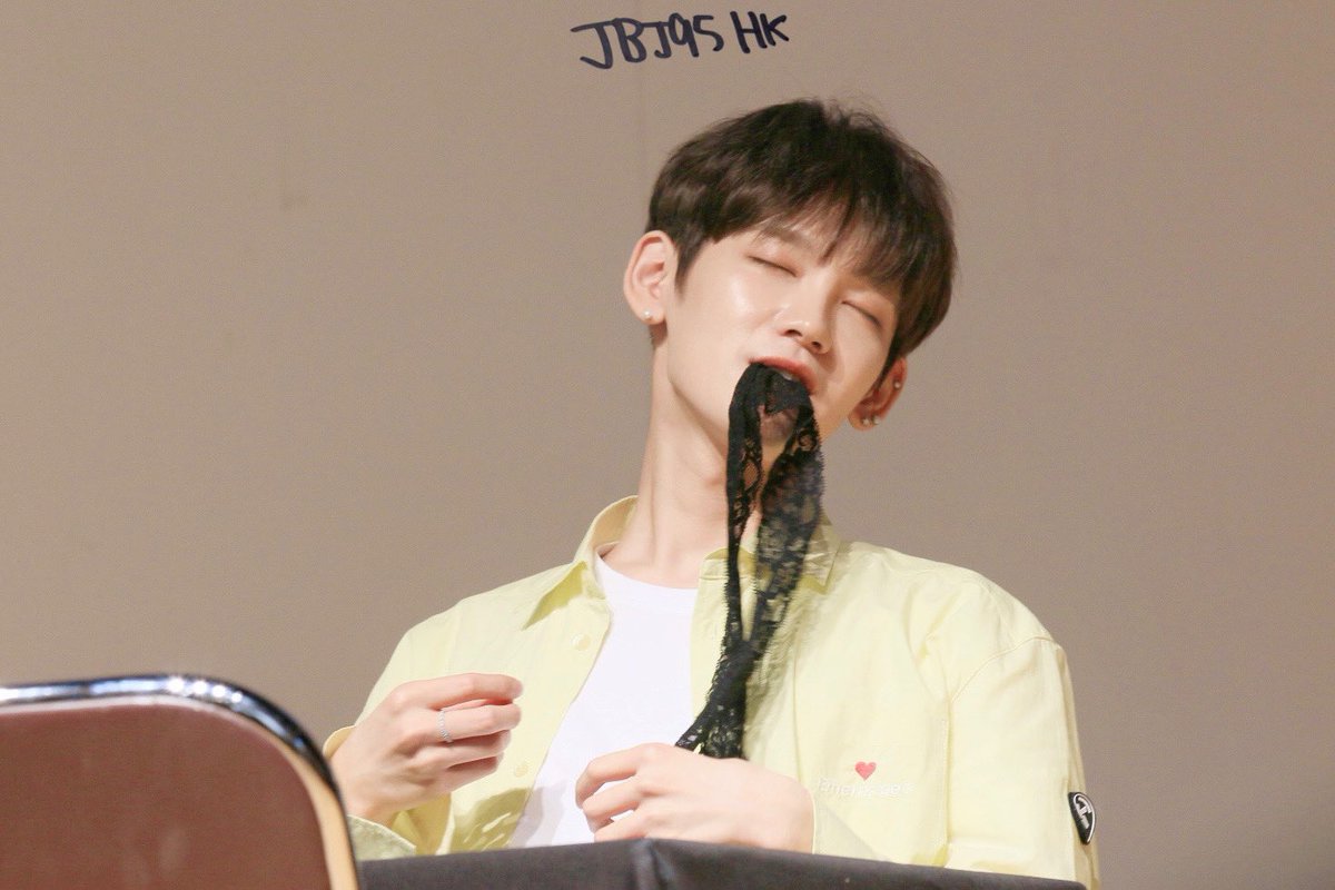 JBJ95HK tweet media
