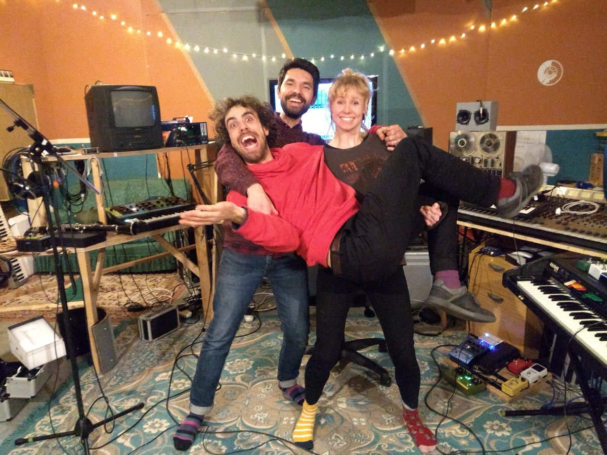 SpillTheRiver's tweet photo. Massive thanks @UpcycledSounds!!! Enjoying recording with you 🦊 https://t.co/XrjeZYJDCk