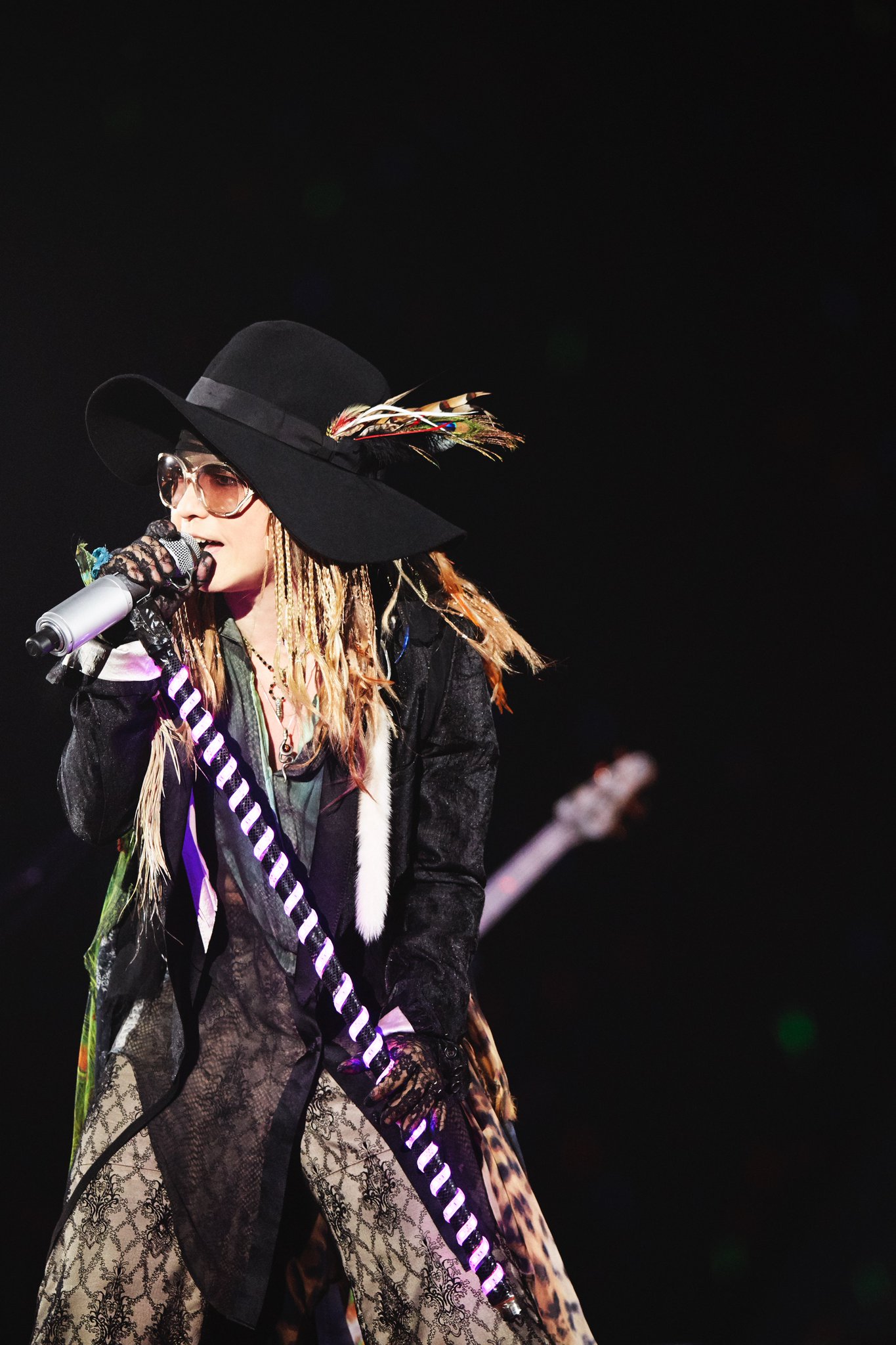 L'Arc~en~Ciel　ARENA TOUR MNXX　ドキュメント写真集 L'Arc～en～Ciel全国ツアーの思い出を封じ込めたライヴ写真集