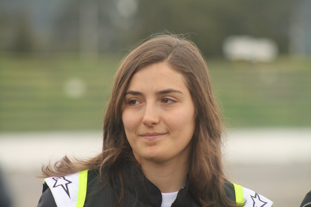 revolucionesnew's tweet image. #Superformula La piloto Colombiana @TataCalde correrá junto al equipo #ThreeBondDragoCORSE durante la presente temporada en el campeonato más importante de #openwheel de asia y de gran relevancia a nivel internacional.