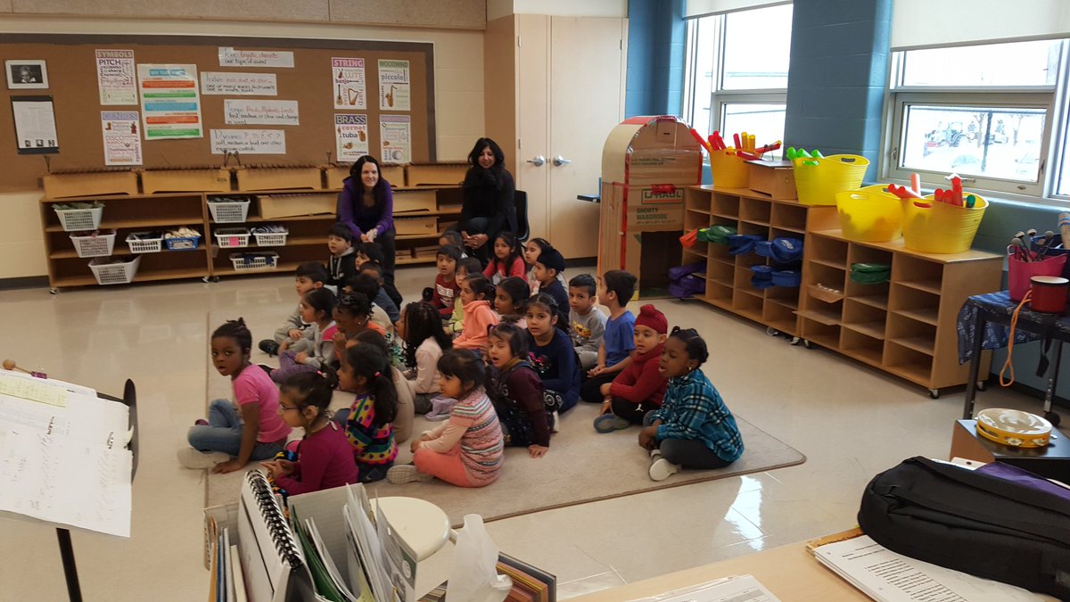 JudithSetton's tweet photo. Keep on strumming Mz Vargnese@MandelaPS@ https://t.co/16qHEanHux