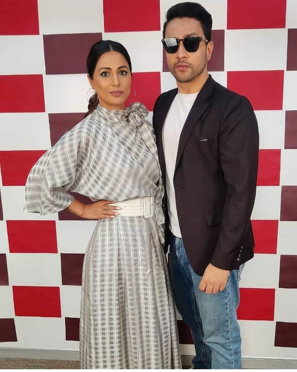 SristiJhunjhun1's tweet photo. Few lovely clicks of @eyehinakhan& @AdhyayanSsuman from their debut web series #Damaged2 promotions
#HinaKhan #AdhyayanSuman #Promotions #DebutWebSeries #Damaged2 @Hungama_Play https://t.co/9VCurltayi