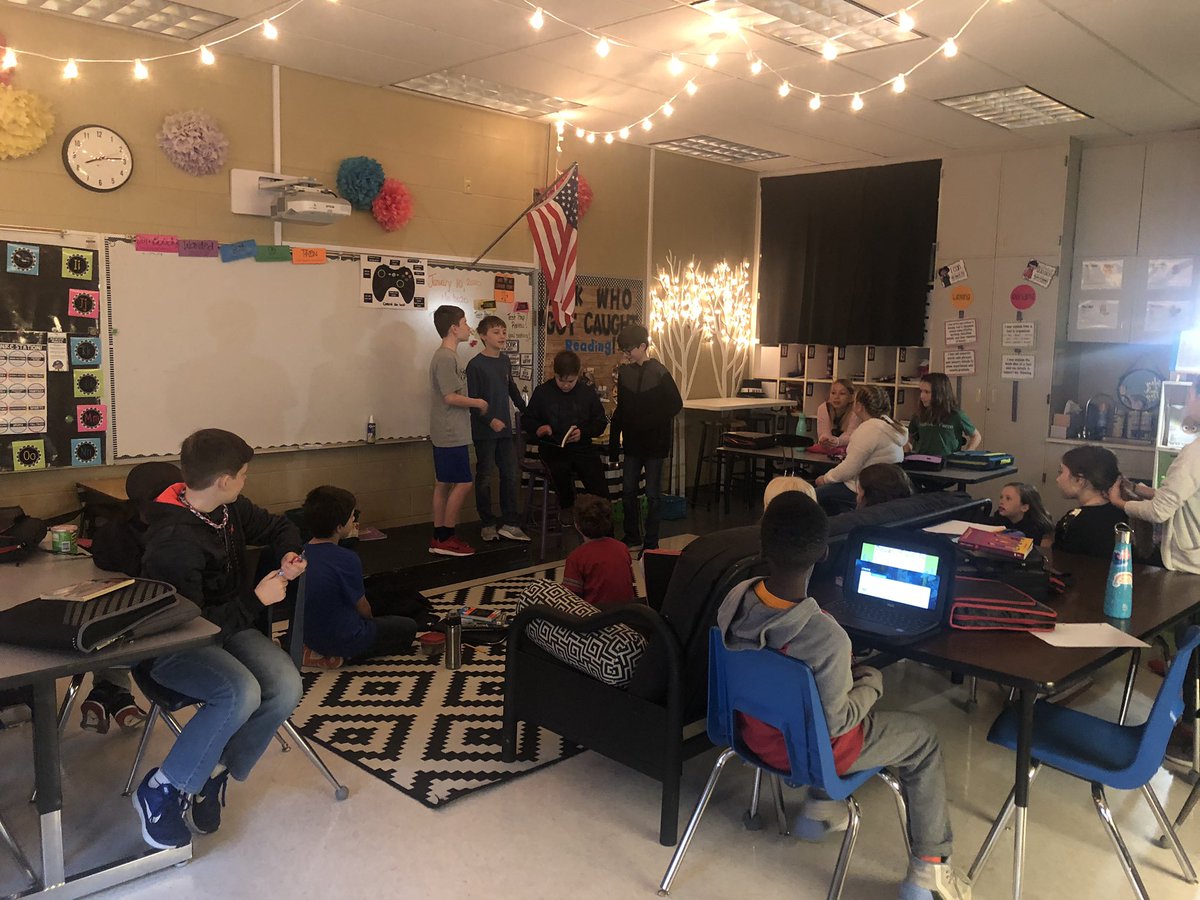 Wilbanksfunin41's tweet photo. Thank you to our 5th grade mystery readers! We loved it! #subitusparco #readersarethinkers 💚💜💙❤️🖤@BluffParkElem @BluffParkReads https://t.co/XfyGQzRGfQ