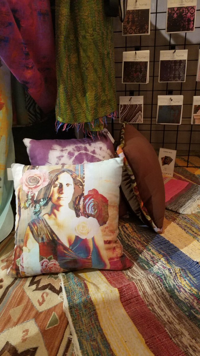 dvdInteriorDsn's tweet photo. Home Decor Updates From High Point Market : Sustainable Design
▸ https://t.co/e2JWcKvm1y

#hpmkt #Interiordesign #designbloggerstour https://t.co/2yVf9zLUu7