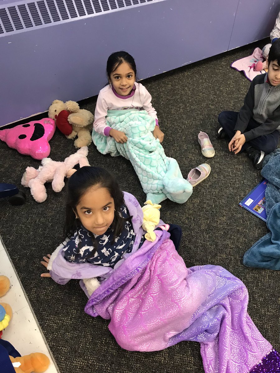 GradeWilliams's tweet photo. We are ready to learn in our PYJAMAS!! https://t.co/JN3eRlV9X2