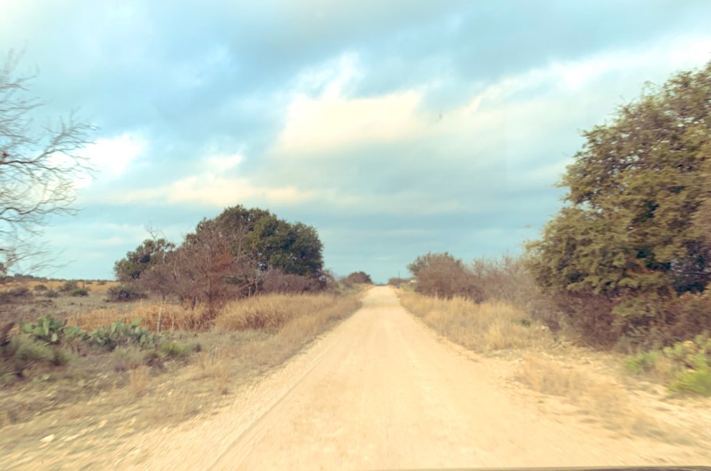 TeriLKirby's tweet photo. #gpsfail #calicheroad #backroadsofTexas https://t.co/zpmLcp4b1L