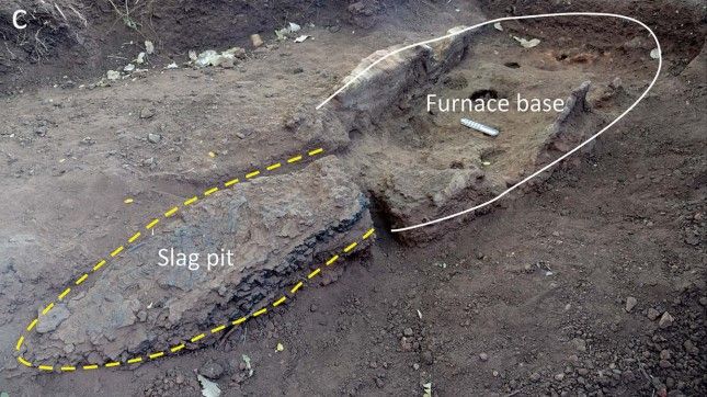 AntiquityJ's tweet photo. Angkorian metal smelting became a highly ritualised process. Archaeologists may have found its origins at the ~800-year-old site of Tonle Bak (🇰🇭), where furnaces are incorporated into a village for the first time; reported in the latest 🅰 (£) https://t.co/cLtwgpt8CD https://t.co/2Gfo4MmLHr