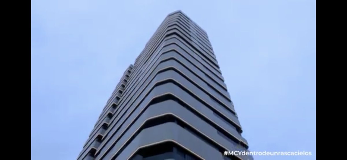 Muchas gracias a <a href="/micamarayyo/">Mi cámara y yo</a> y a <a href="/telemadrid/">Telemadrid</a> por su reportaje sobre nuestra Torre #RiversideHomes para
<a href="/NeinorHomes/">Neinor Homes</a> un nuevo referente arquitectónico en Madrid Río 
Video: telemadrid.es/programas/mi-c…

#mcydentrodeunrascacielos #touzaarquitectos #design #architecture #madrid