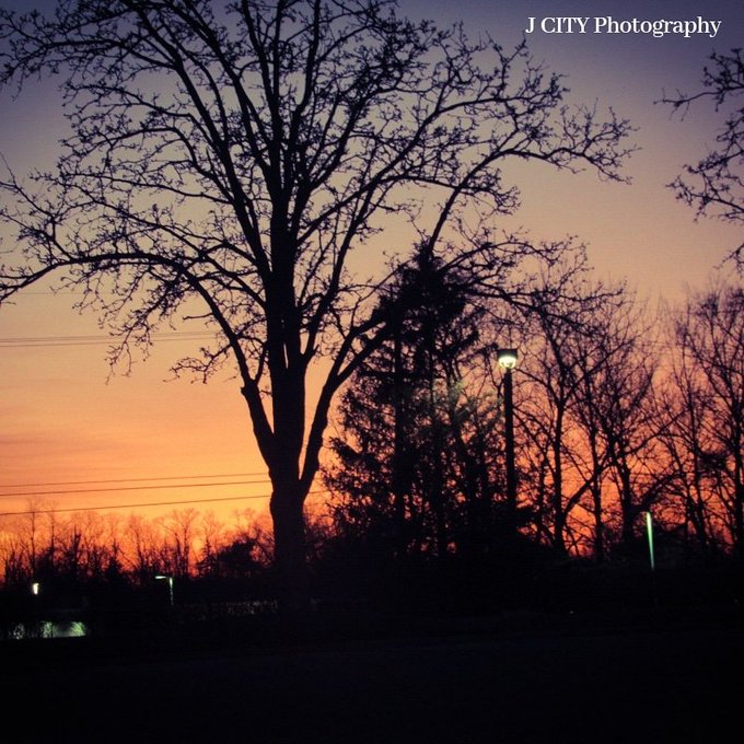 Good morning world..... #jcityphotography #thinkingistheproblem #cincinnatistrong #ohio #goodvibesonly<a href="/tag/jcityphotography"class="tags">#jcityphotography</a><a href="/tag/thinkingistheproblem"class="tags">#thinkingistheproblem</a><a href="/tag/cincinnatistrong"class="tags">#cincinnatistrong</a><a href="/tag/goodvibesonly"class="tags"><span>#goodvibesonly</span></a><a href="/tag/ohio"class="tags"><span>#ohio</span></a>