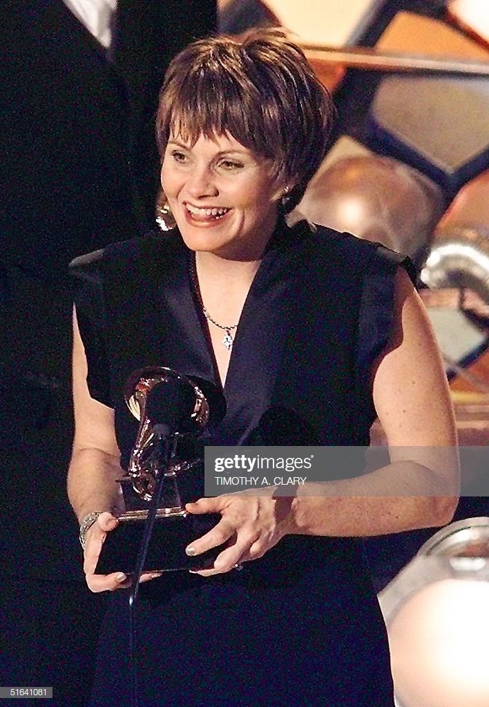  Happy 64th birthday to Shawn Colvin. I hope the precious little bean has a lovely day 