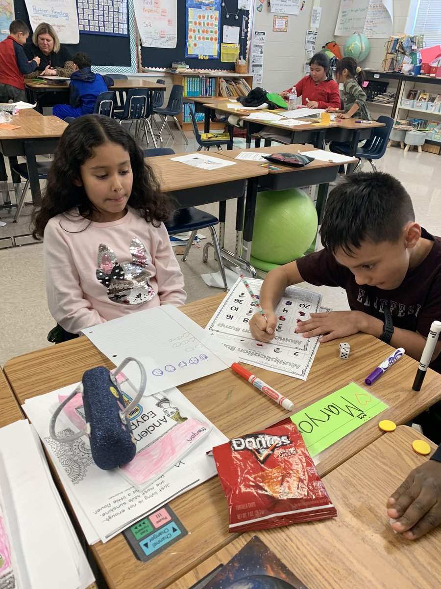 MissMoran90's tweet photo. We have also been working hard on our multiplication/division unit! Showing different strategies and explaining our thinking through discussion and math workshop! #WHES #3rdGrade https://t.co/P1aFBuoz1k