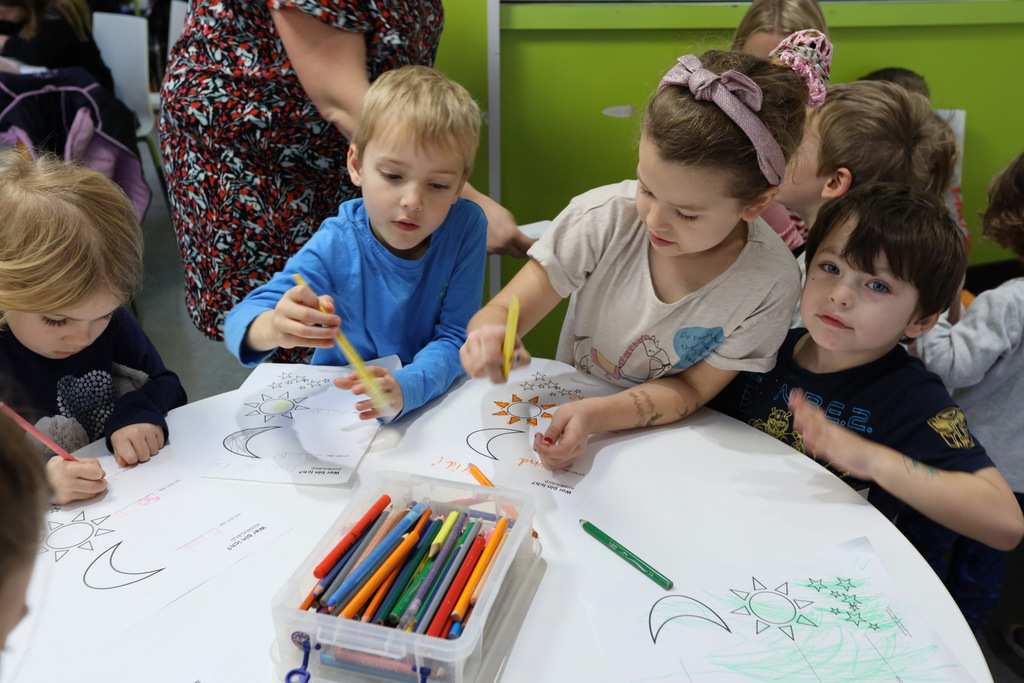 SaturdayUk's tweet image. Wishing all Saturday schools a good start to the new term! #communitylanguages #supplementaryschools