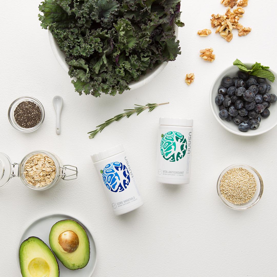 USANAinc's tweet image. 🔥 Healthy energy starts on the inside 🔥 Start fresh in 2020 with:
🍎 whole foods 🌶
🏋🏻‍♀‍ exercise 🏊🏽‍♀‍
⚡️ USANA #CellSentials ⚡️ 
#Hello2020 #Nutrition #LiveUSANA