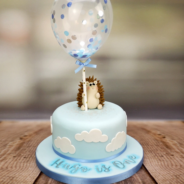 CakeCraft_TV's tweet photo. New tutorials now live on Cake https://t.co/koUUmhLEzy 😍

We have 2 fantastic tutorials for you! Find out how to make these adorable bunny &amp; hedgehog cake toppers that are perfect for decorating Christening or birthday cakes!

https://t.co/D073qQizbA 

#CDTVbunny #CDTVhedgehog⠀ https://t.co/NtKm3fcGsR