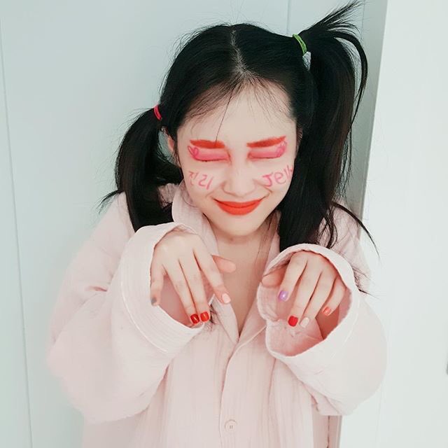 Sulli Thailand tweet media